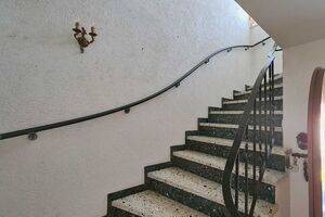 Sichere Innen- und Außenhandläufe von Flexo-Handlauf