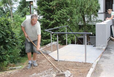 Kostenloser Außenhandlauf für das Haus der Familie in Schönstatt